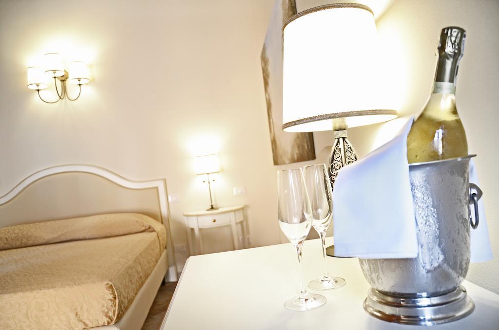 Hotel Villa Borghesi Corte dei Cortesi Zimmer foto